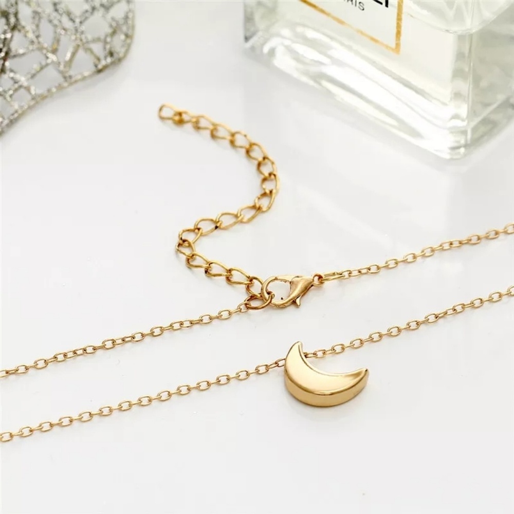 Dainty Half Moon Necklace Gold Tone D20 - Picture 3 of 4